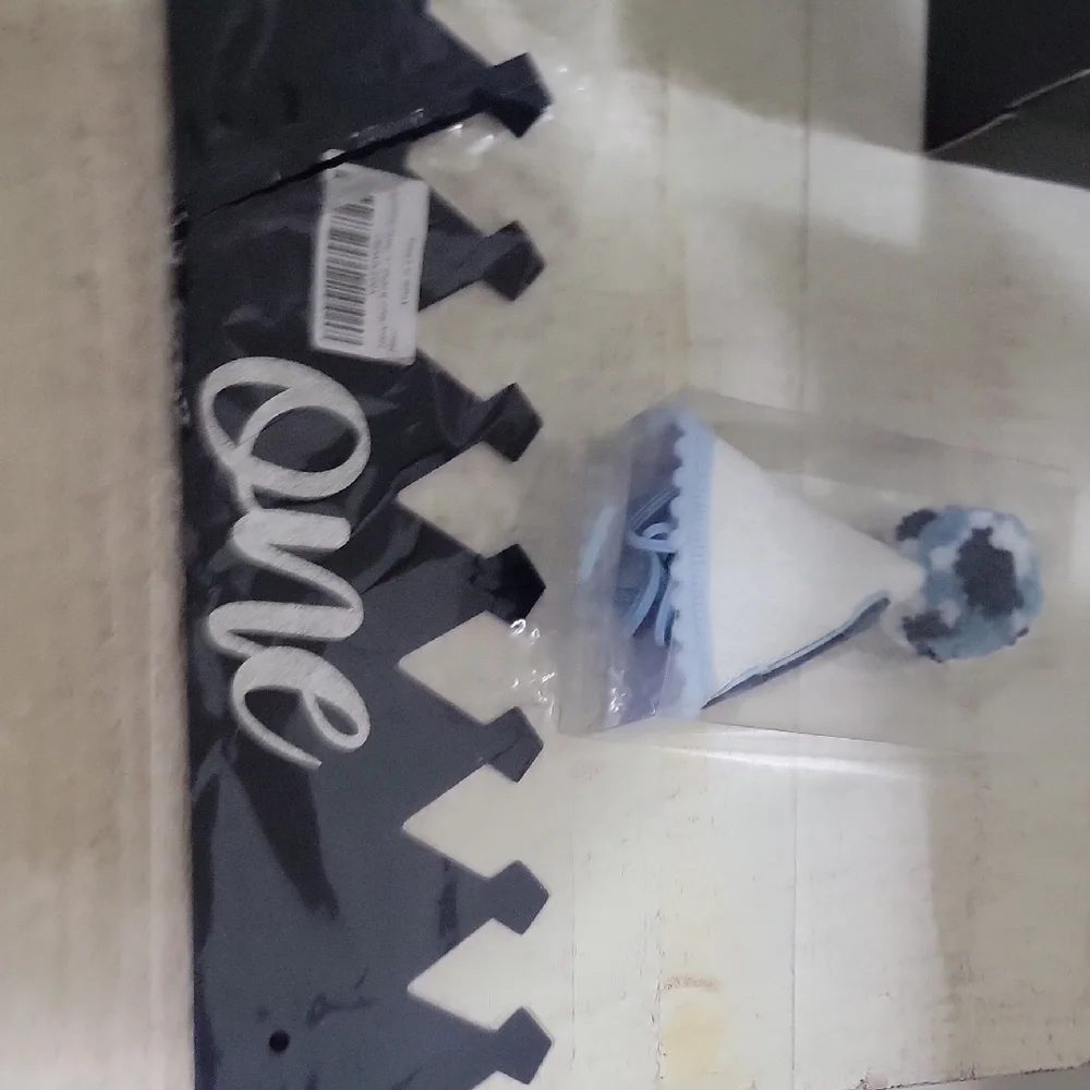 Amazon Blue and White Party Hat Set